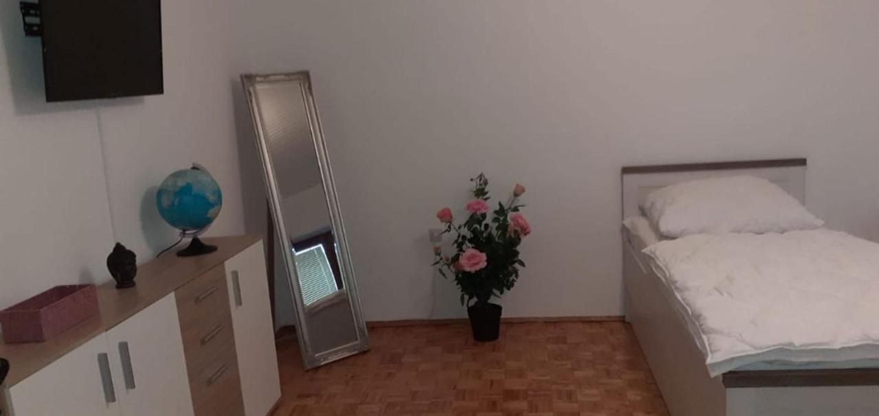 Kurp - Pokoje Goscinne, Wyst Faktury Ostroleka  Bagian luar foto
